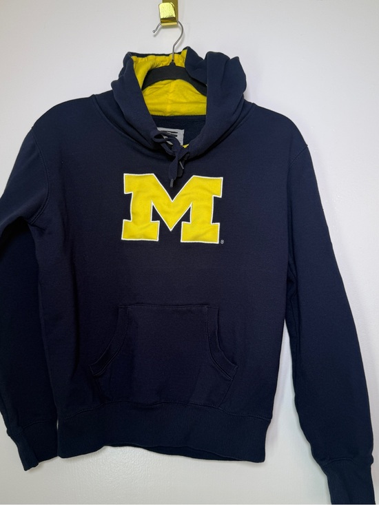 Stadium Athletics Other - Stadium Athletics University of Michigan Logo Navy & Yellow Hooded Sweatshirt M